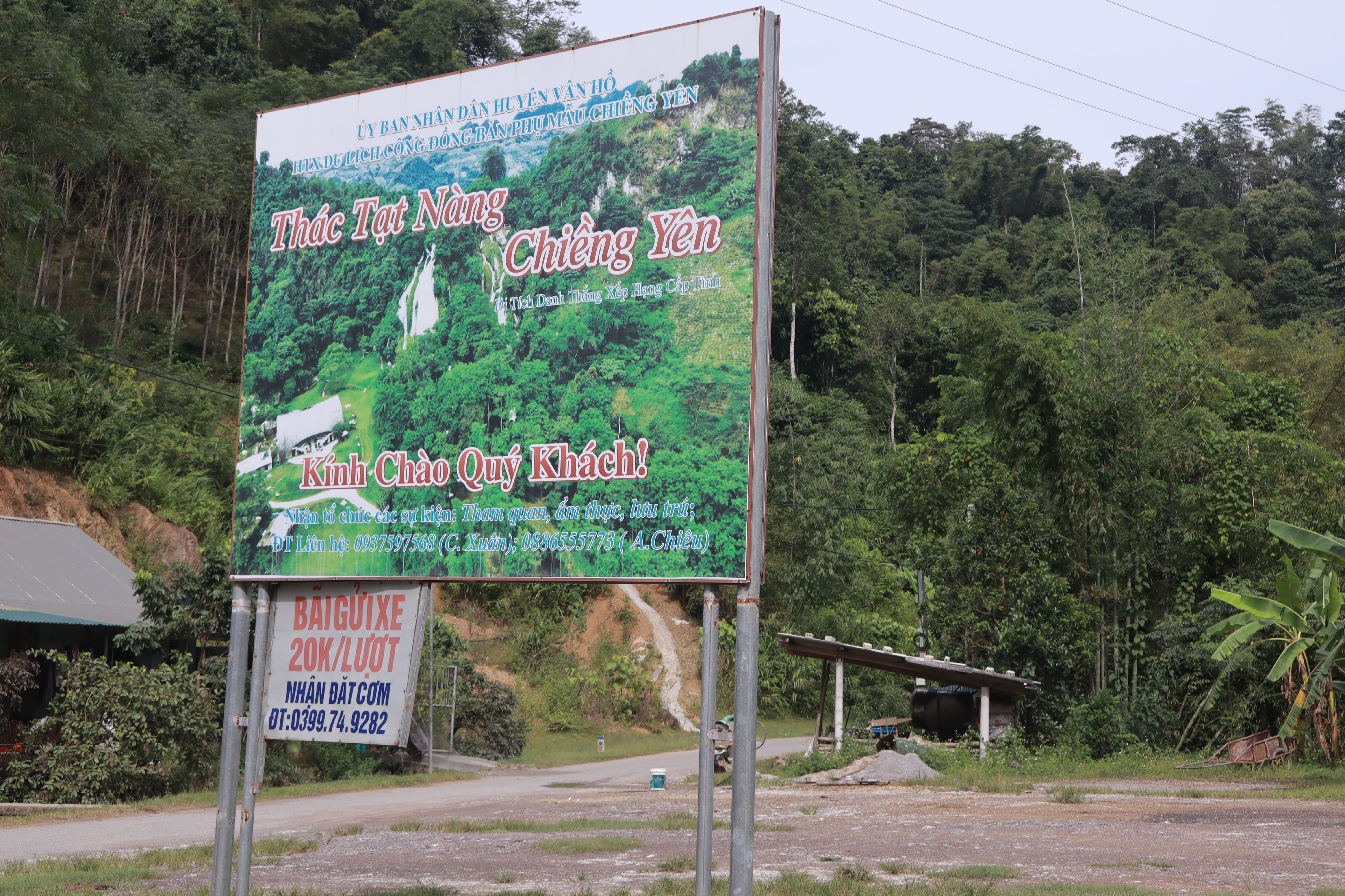 Waterfall Majestic Scenery 1