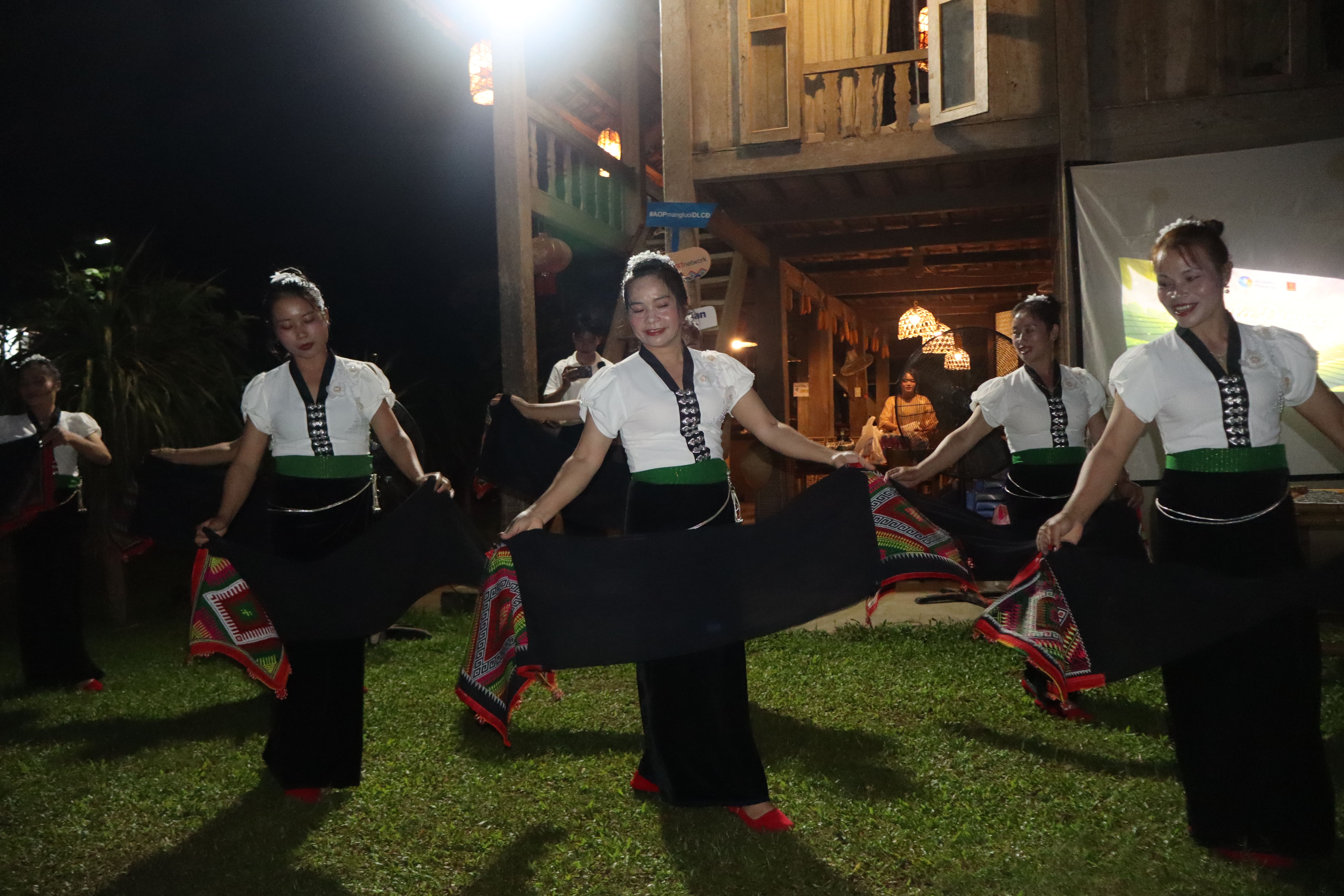 Nghệ thuật truyền thống 2